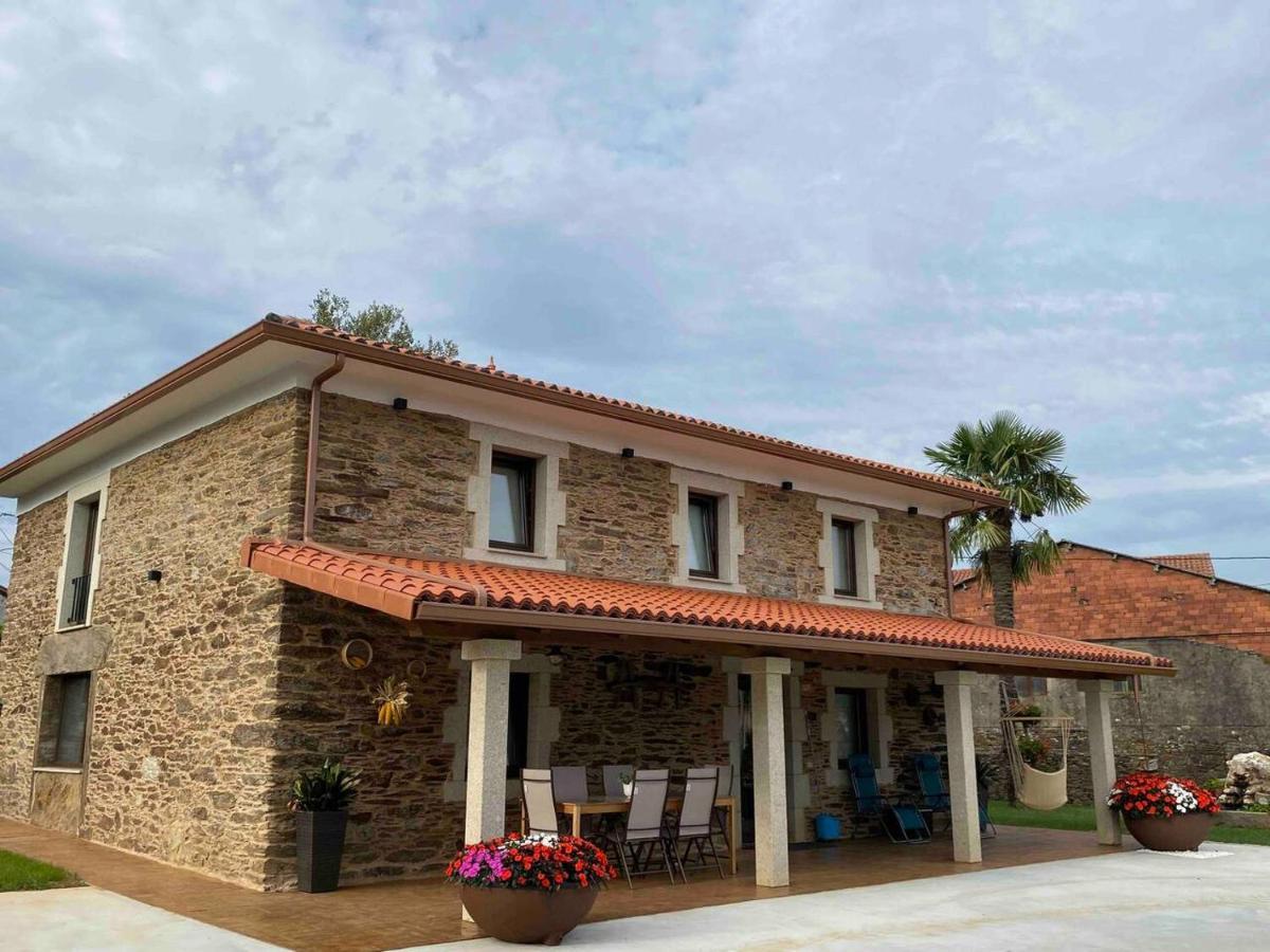 فيلا Casa Fontes Rosas Touro المظهر الخارجي الصورة